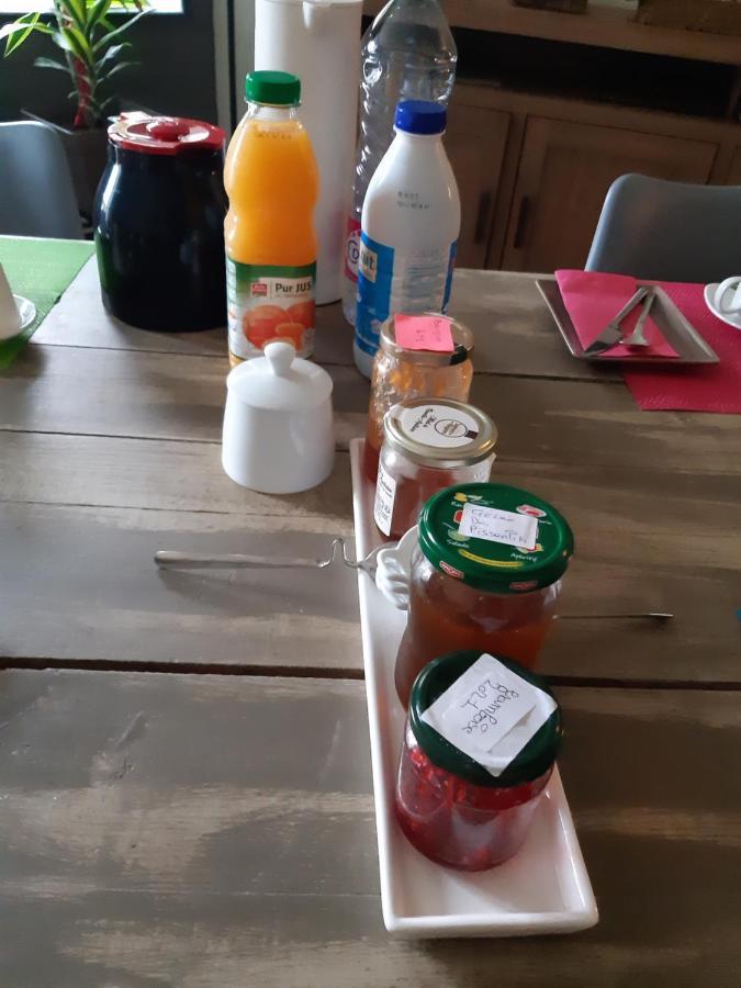 Hotel Ferme Des Champs Vrécourt Zewnętrze zdjęcie